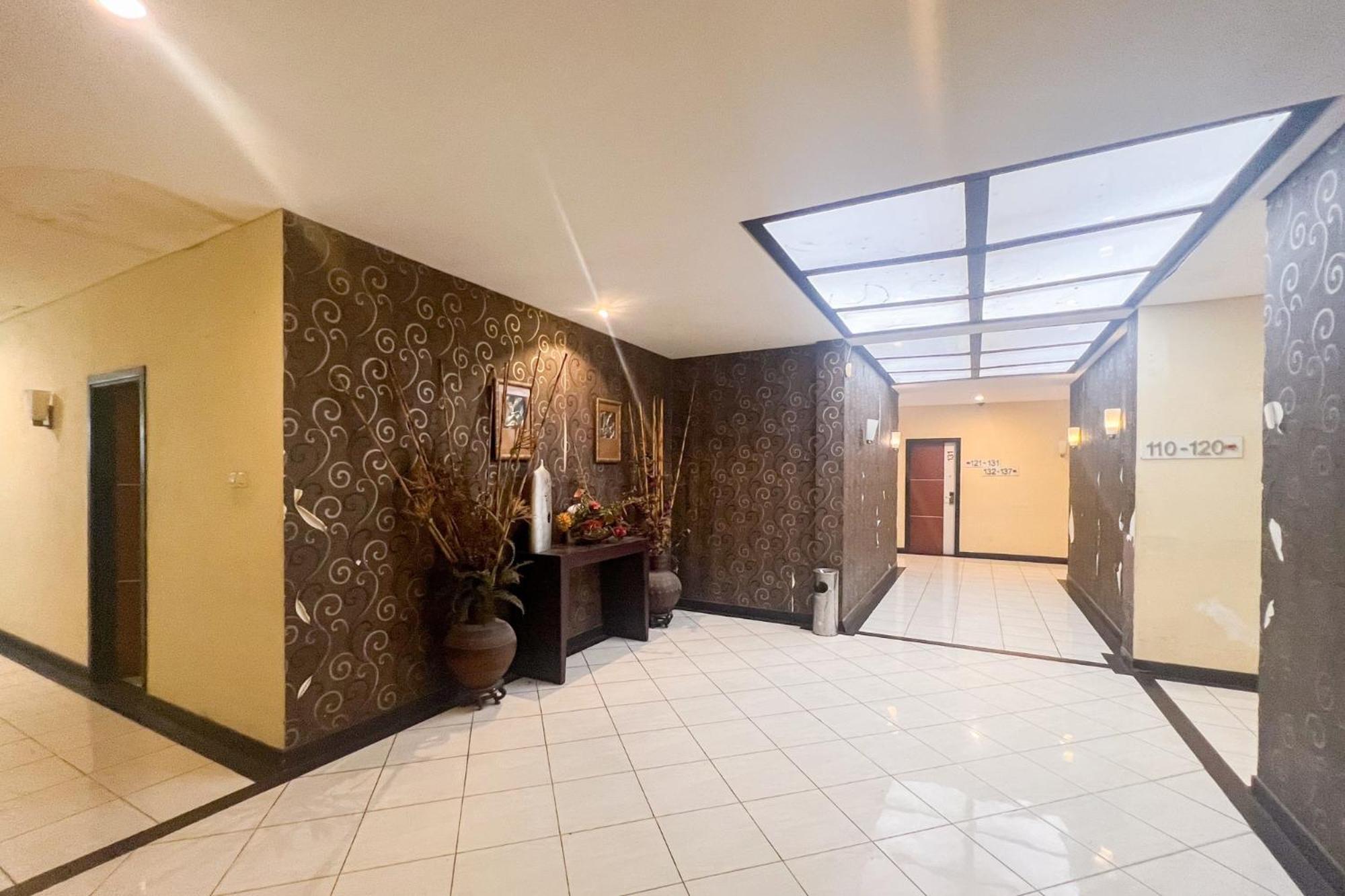 Urbanview Trisula Hotel マカッサル エクステリア 写真