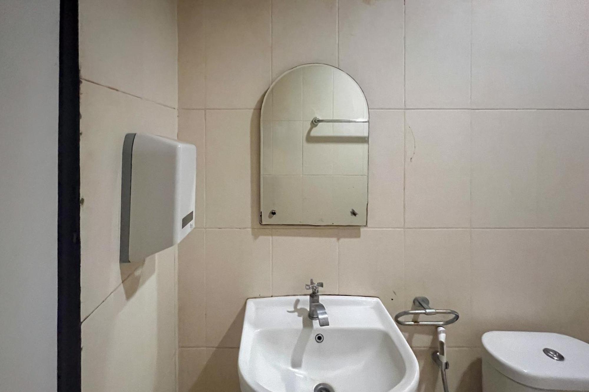 Urbanview Trisula Hotel マカッサル エクステリア 写真