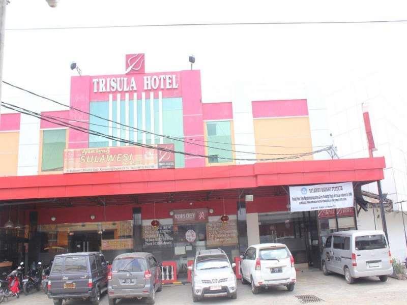 Urbanview Trisula Hotel マカッサル エクステリア 写真